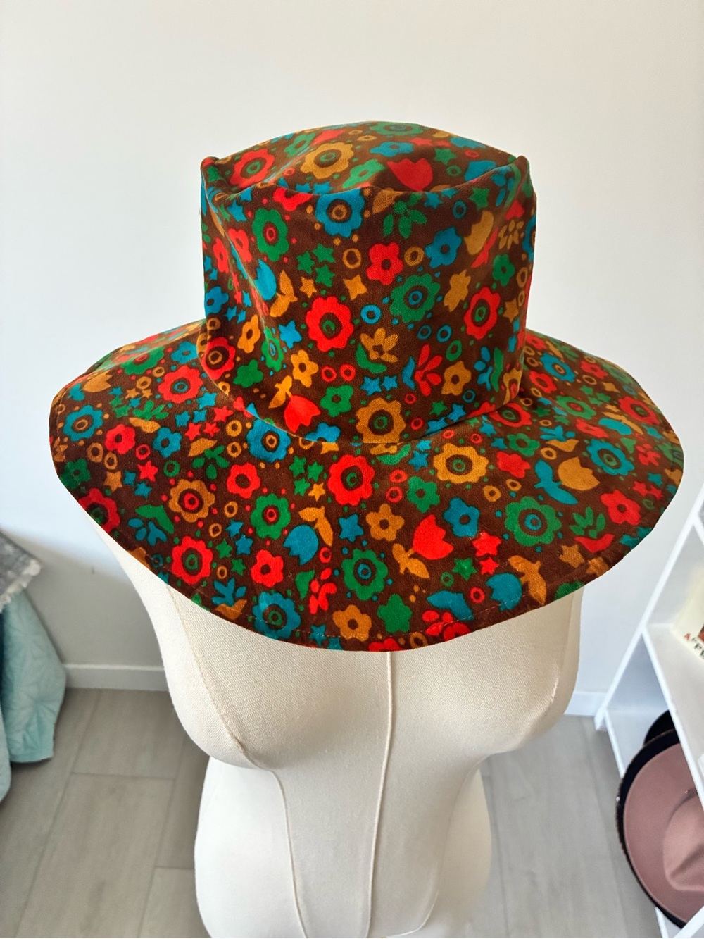 Vintage Joseph Mangin Flower Power Velvet Bucket Hat